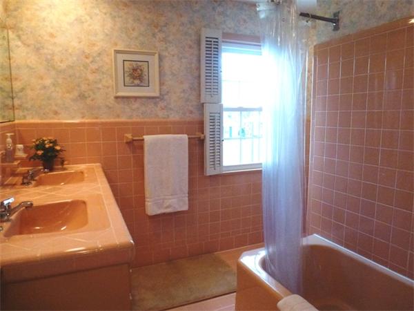 75 Rugby Road Longmeadow, MA 01106 - Photo 23 of 28 Gallery Image 23