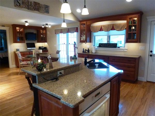 75 Rugby Road Longmeadow, MA 01106 - Photo 4 of 28 Gallery Image 4