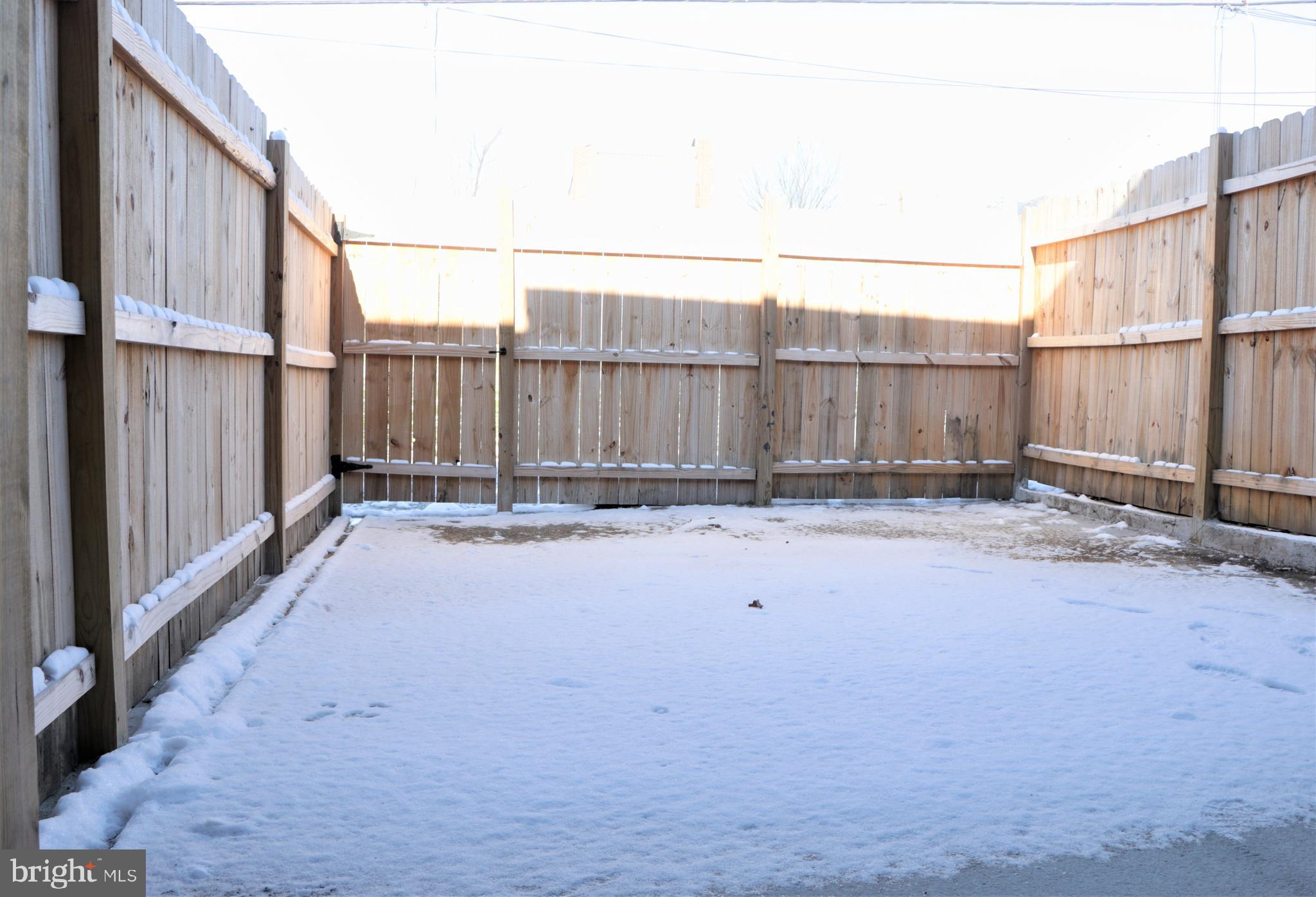 2040 East Preston Street Baltimore, MD 21213 - Photo 16 of 16 Fenced in yard