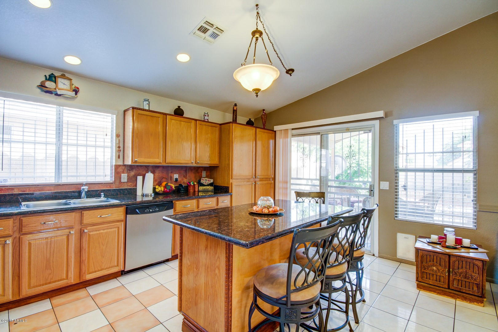4125 West Charter Oak Road Phoenix, AZ 85029 - Photo 6 of 25 Charter Oak Rd (5)