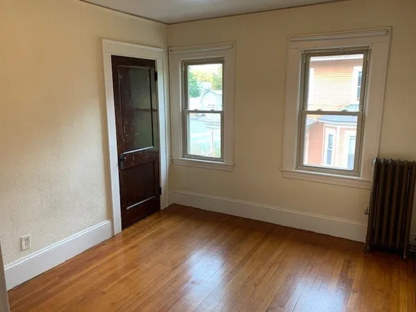$3,100 | 237 Bridge Street, Northampton, MA 01060
