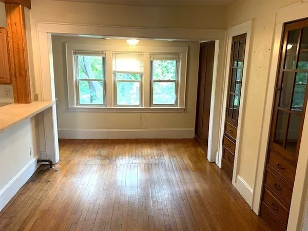 $3,100 | 237 Bridge Street, Northampton, MA 01060