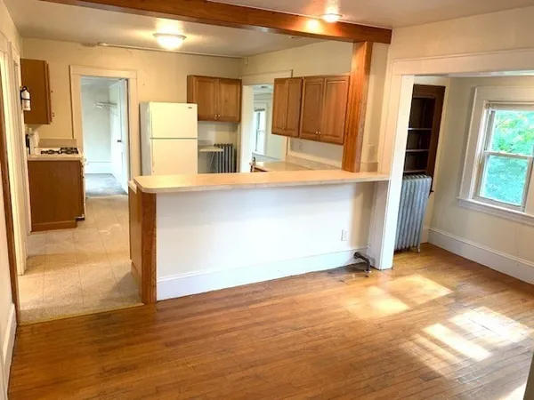 $3,100 | 237 Bridge Street, Northampton, MA 01060