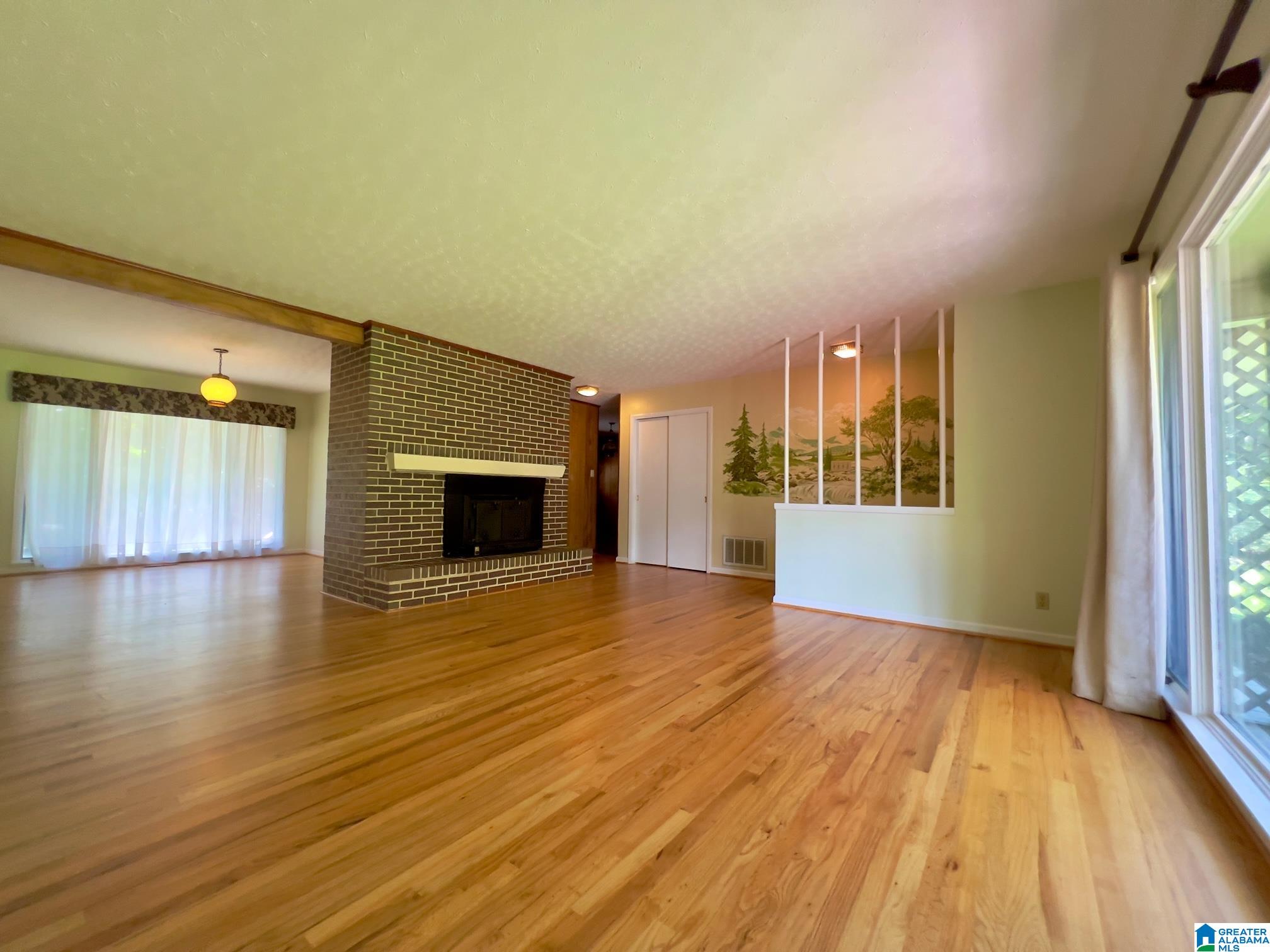 521 Ralph Avenue Gadsden, AL 35905 - Photo 4 of 52