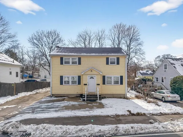 $649,900 | 596 Ash Street, Brockton, MA 02301
