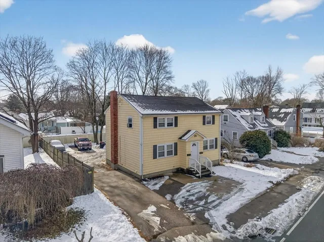 $649,900 | 596 Ash Street, Brockton, MA 02301