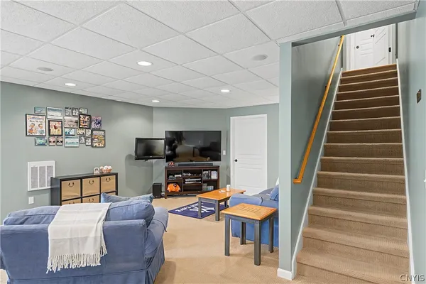 $995,000 | 7 Calemad Drive, Auburn, NY 13021