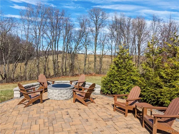 $995,000 | 7 Calemad Drive, Auburn, NY 13021