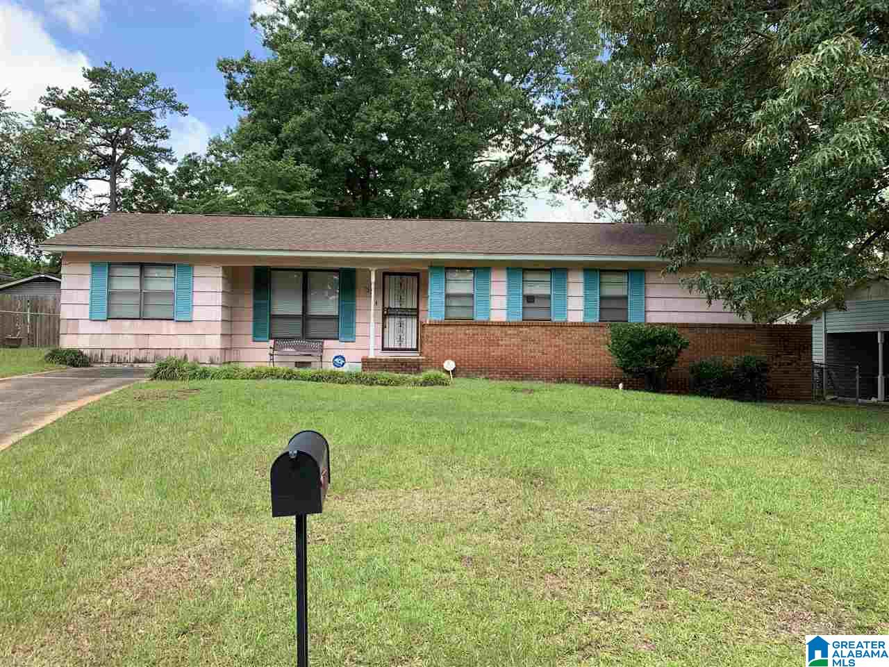 733 Glen Ridge Drive Fairfield, AL 35064 - Photo 1 of 22