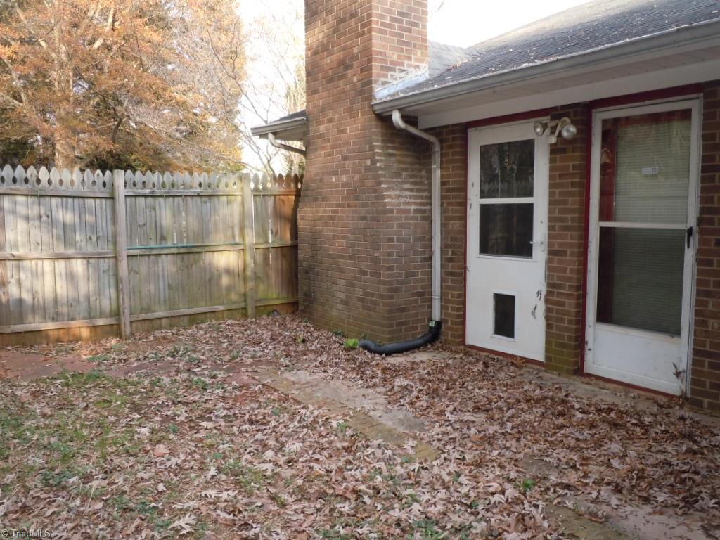 1702 Beaucrest Avenue High Point, NC 27265 - Photo 9 of 13 Gallery Image 9