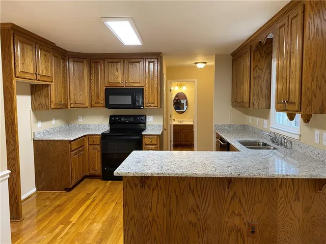 $2,600 | 612 Braidwood Drive Northwest, Acworth, GA 30101