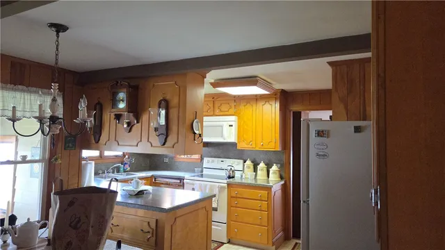 $999,999 | 45 Holden Street, Coventry, RI 02816