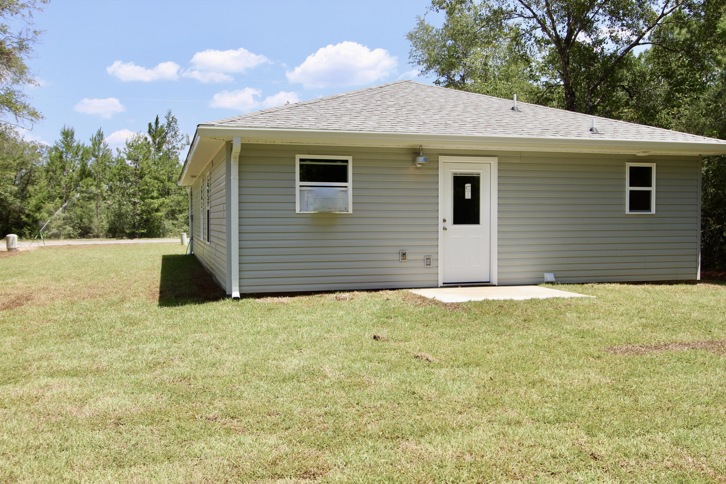 4633 Falcon Way Crestview, FL 32539 - Photo 31 of 32 4F37BF08-EAC9-4987-A7D8-EE923FF17510_1_2