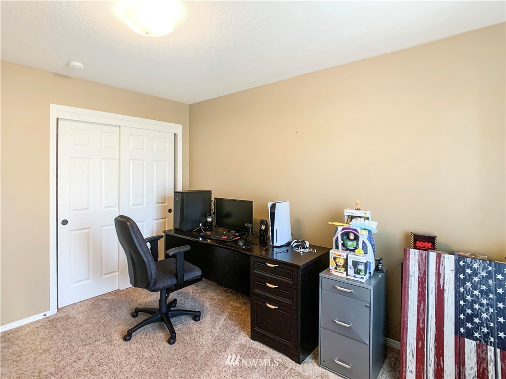 115 Crown Point Road Longview, WA 98632 - Photo 15 of 22 Gallery Image 15