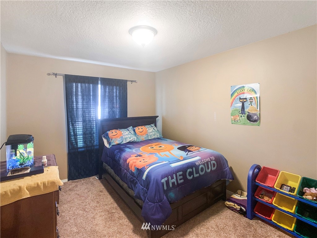 115 Crown Point Road Longview, WA 98632 - Photo 17 of 22 Gallery Image 17
