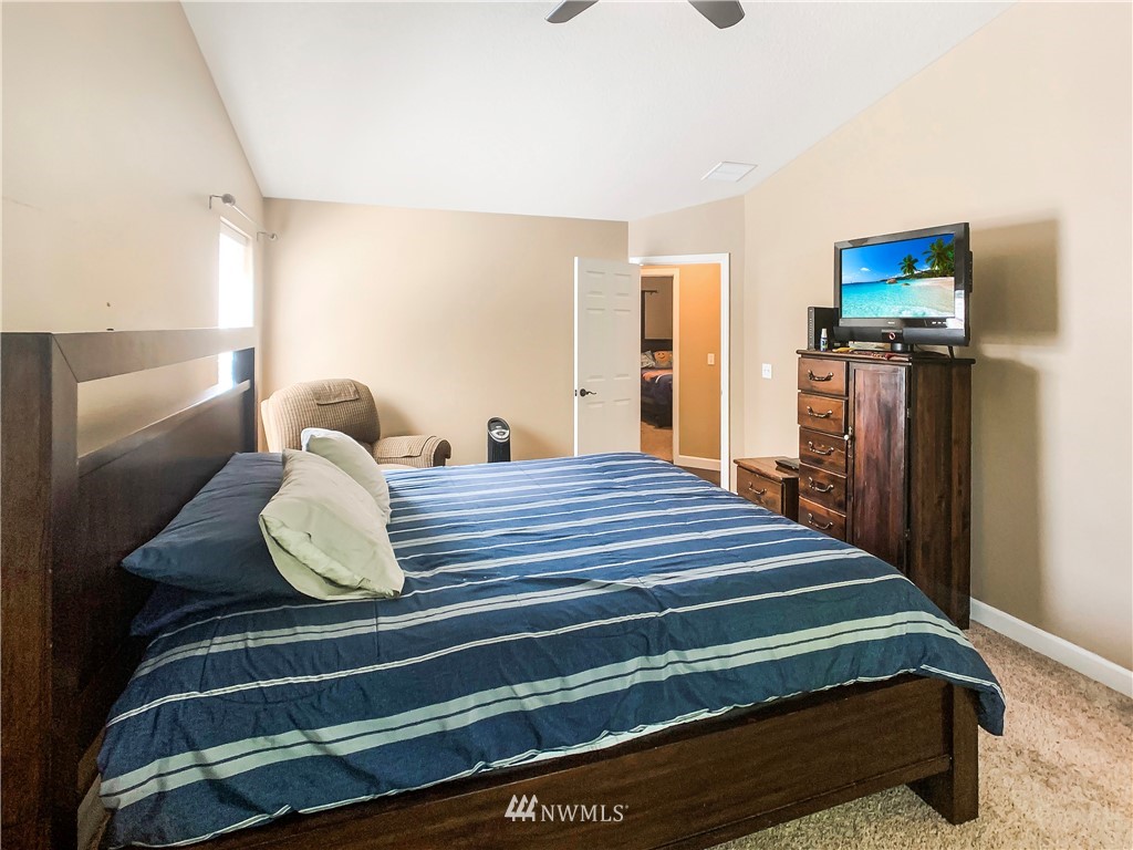 115 Crown Point Road Longview, WA 98632 - Photo 8 of 22 Gallery Image 8