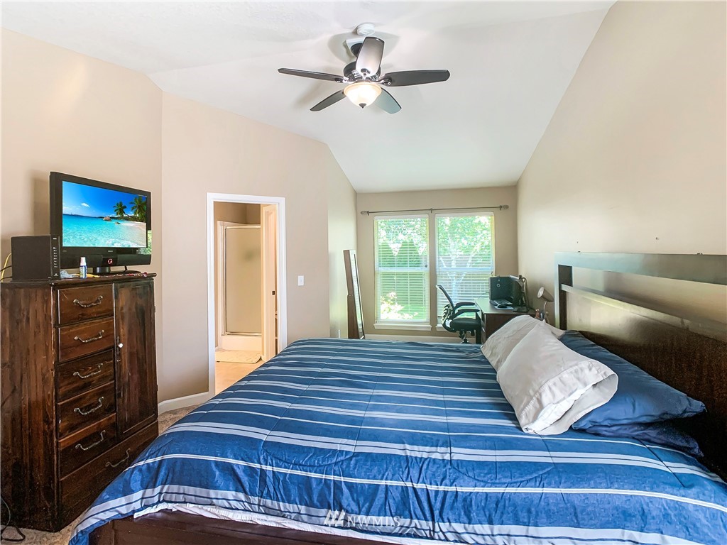 115 Crown Point Road Longview, WA 98632 - Photo 9 of 22 Gallery Image 9