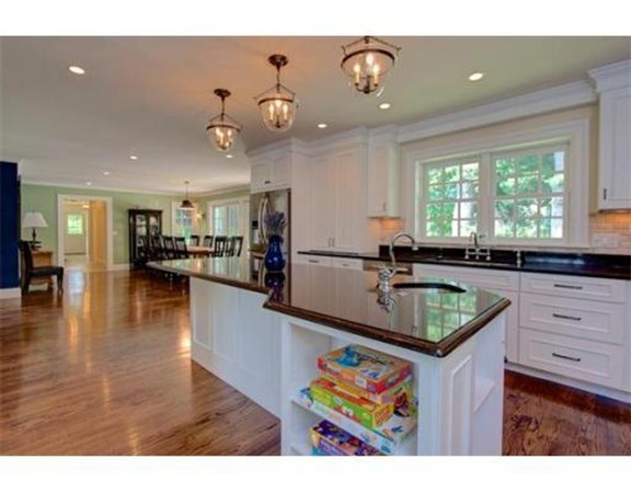 12 Ginn Road Winchester, MA 01890 - Photo 11 of 30