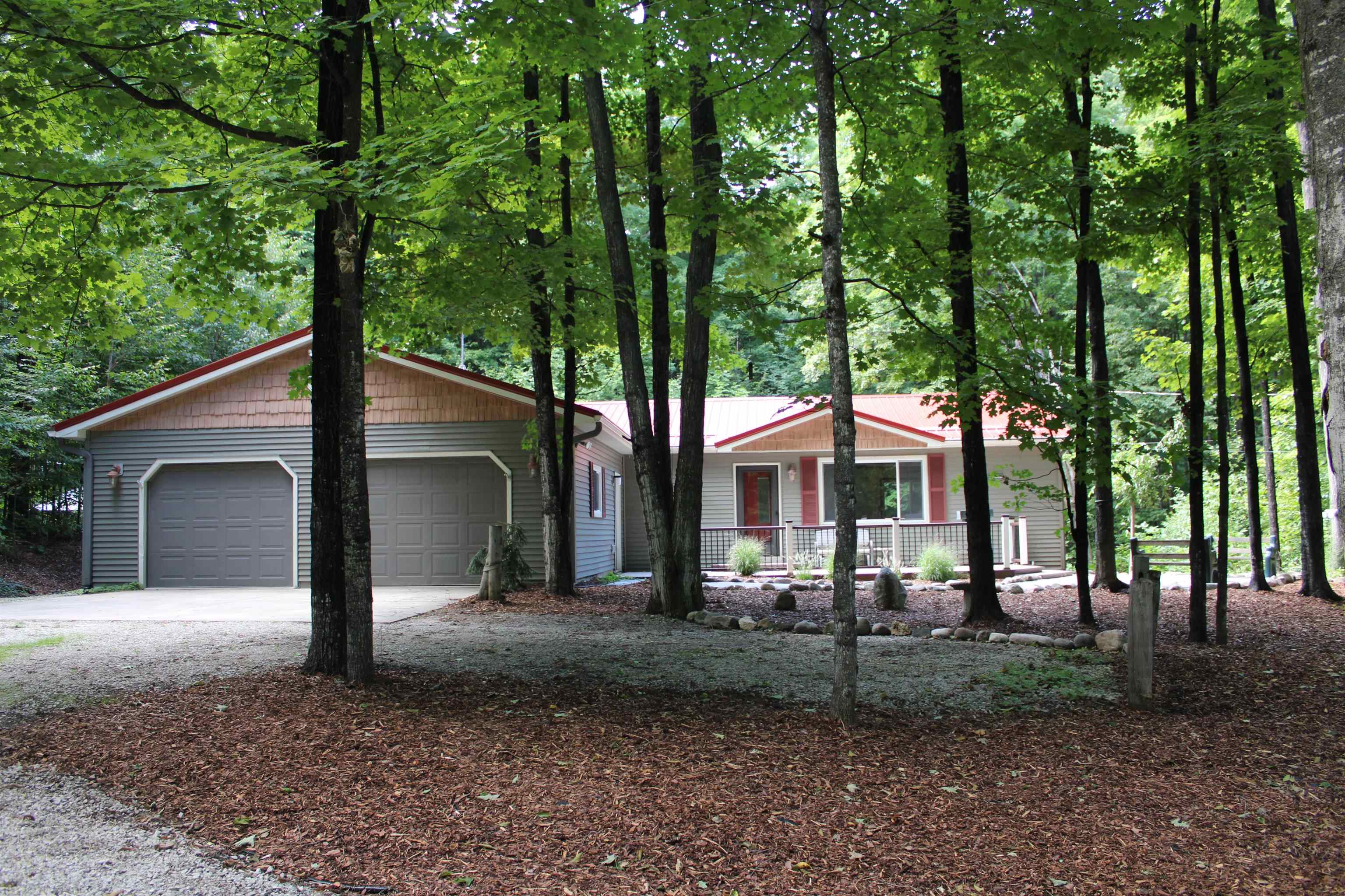 8736 Bliss Road Bellaire, MI 49615 - Photo 40 of 71 1938196-85ebba88-0dc7-43db-a336-11e50bd43455.JPG