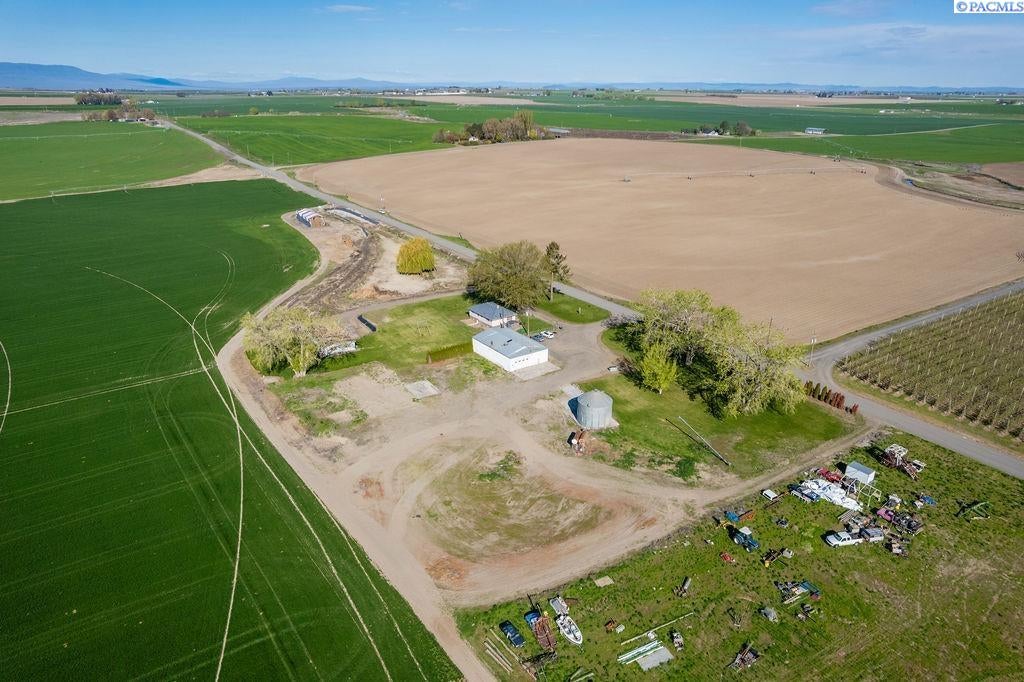 4221 Dogwood Road Pasco, WA 99301 - Photo 9 of 36 Gallery Image 9