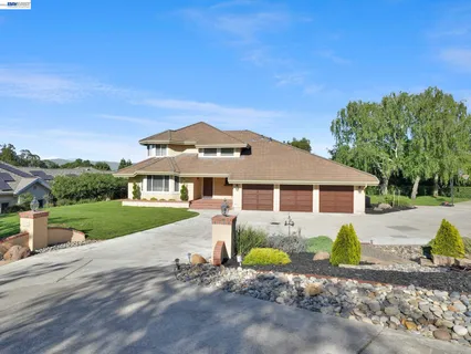 $1,899,000 | 4164 Oak Pointe Court, Hayward, CA 94542
