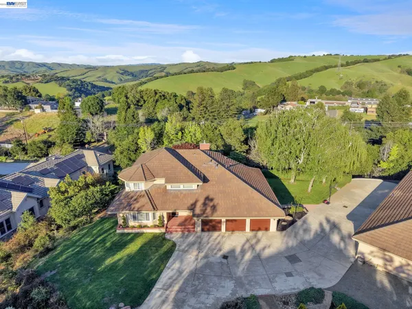 $1,999,000 | 4164 Oak Pointe Court, Hayward, CA 94542