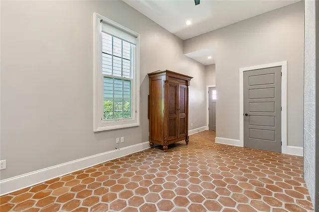 $1,700 | 2227 Iberville Street, New Orleans, LA 70119