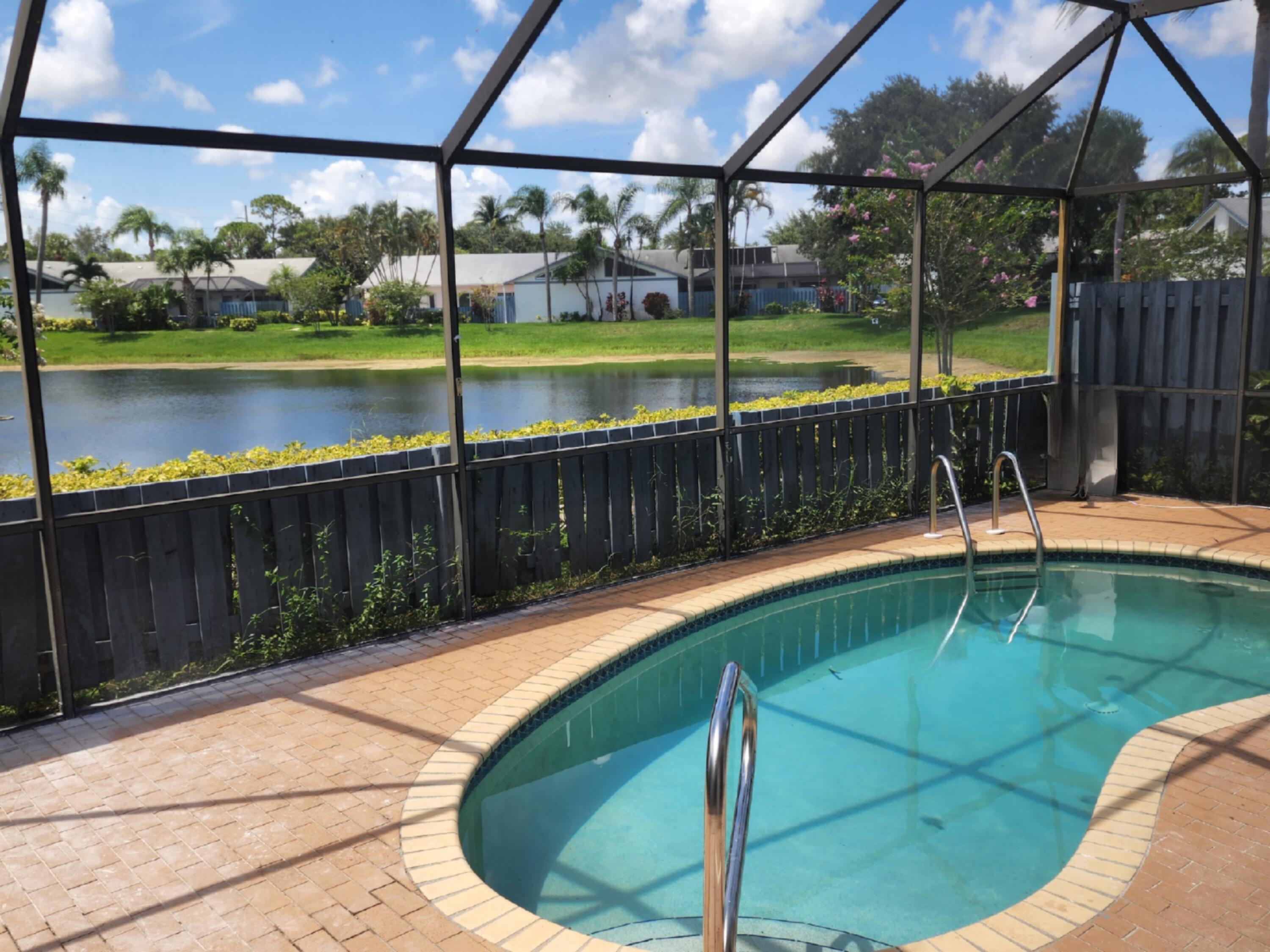 1603 Timberlane Circle Greenacres, FL 33463 - Photo 2 of 24 20220724_144900 (1)