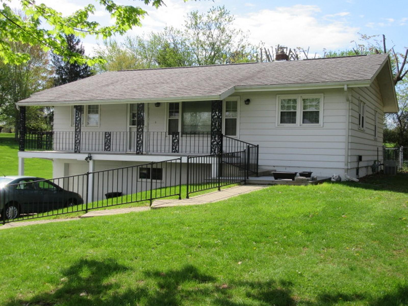 901 Coonpath Road Northwest Lancaster, OH 43130 - Photo 1 of 33