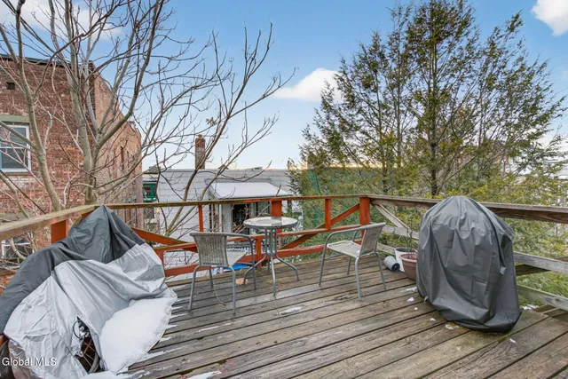 $389,900 | 208 Elm Street, Albany, NY 12202