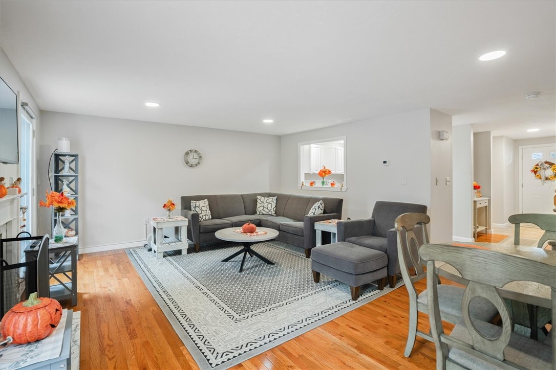 154 Bear Hill Road, Unit 405 Cumberland, RI 02864 - Photo 14 of 40