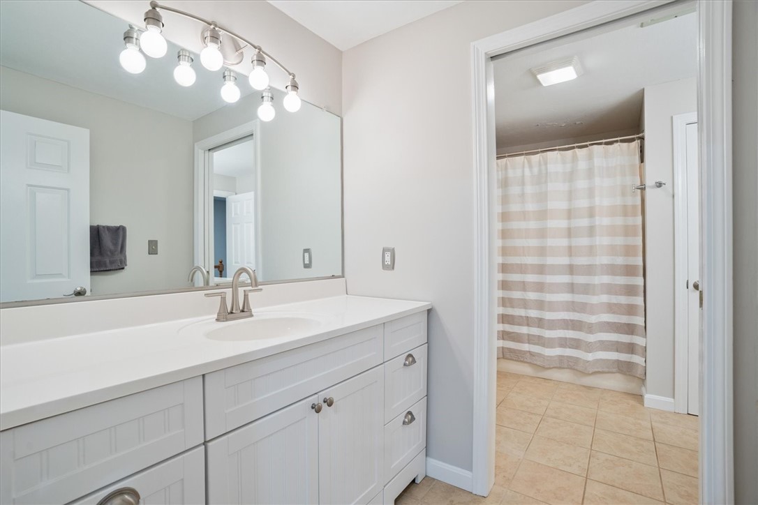 154 Bear Hill Road, Unit 405 Cumberland, RI 02864 - Photo 25 of 40