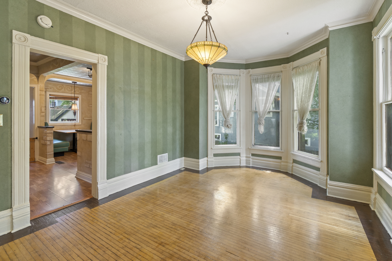 509 North Spring Street Elgin, IL 60120 - Photo 25 of 48