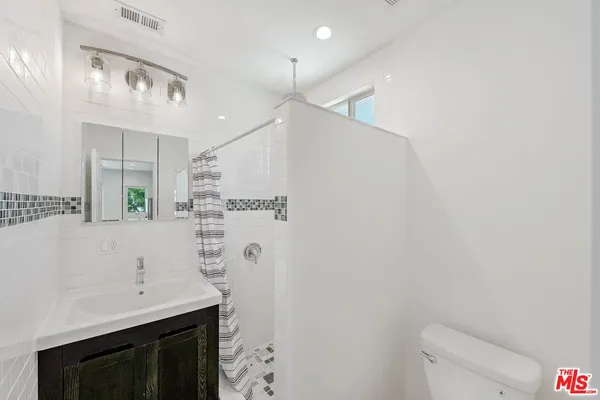 $2,750 | 510 East Palmer Avenue, Glendale, CA 91205