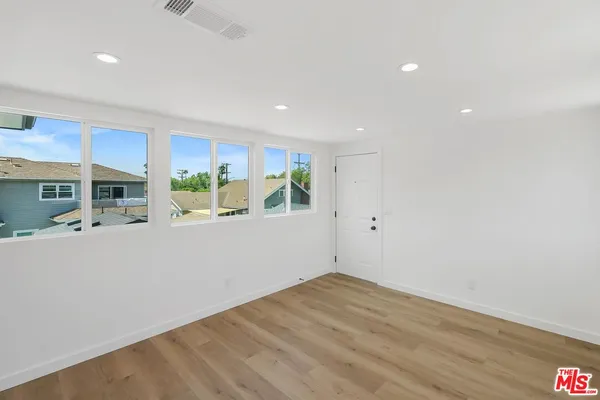 $2,750 | 510 East Palmer Avenue, Glendale, CA 91205