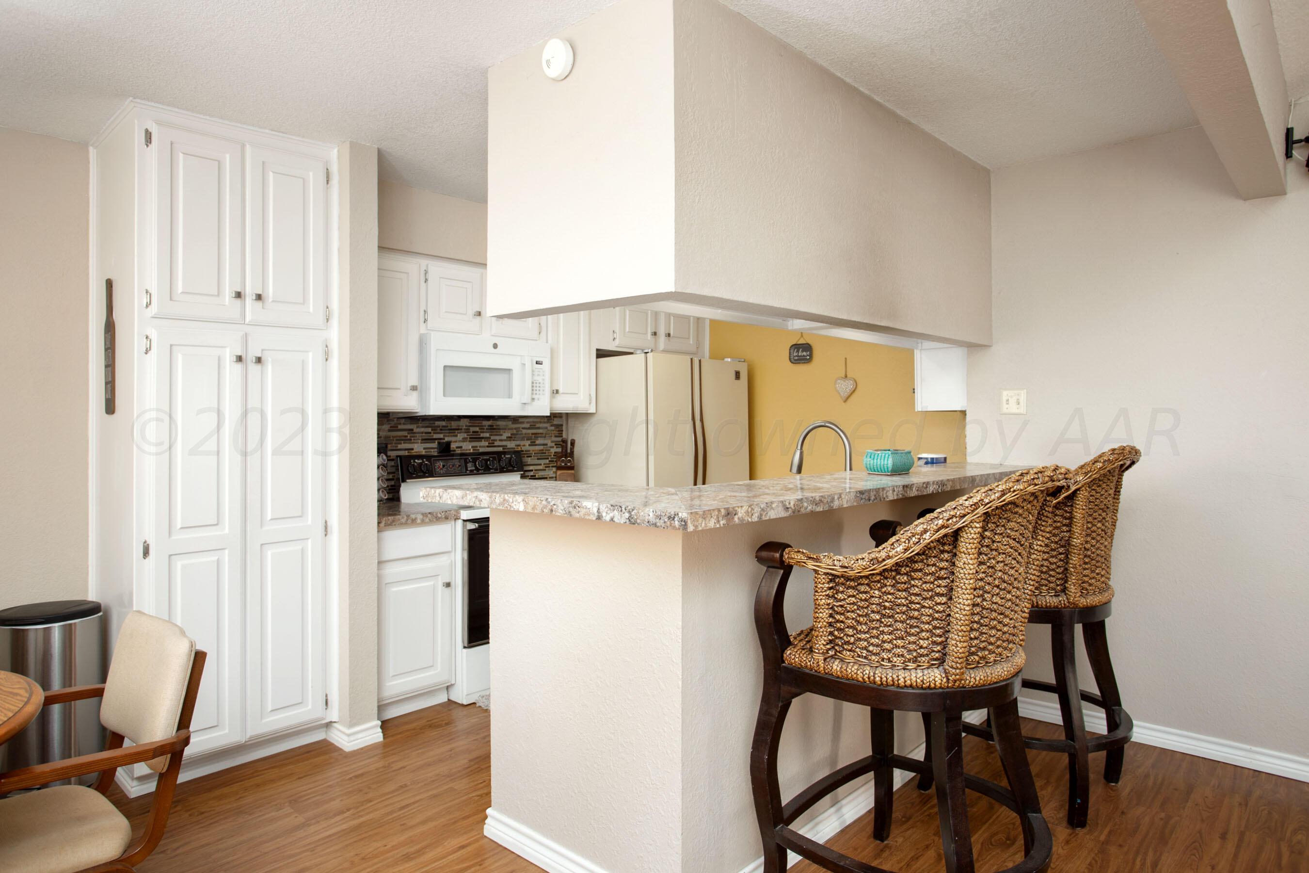 5323 Raindrop Lane Amarillo, TX 79110 - Photo 10 of 23 Kitchen