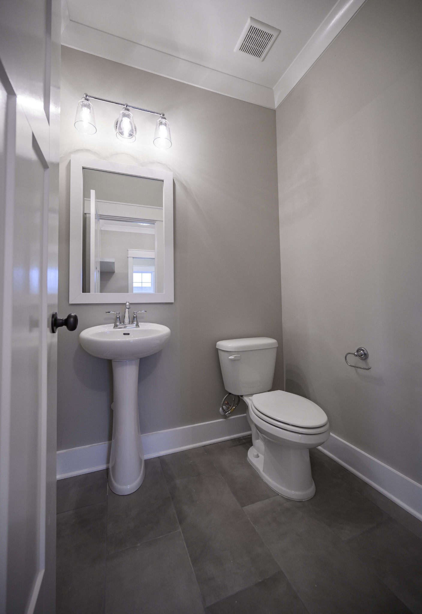 11801 North Milton Road Milton, TN 37118 - Photo 21 of 48 a bathroom with a sink toilet and a mirror