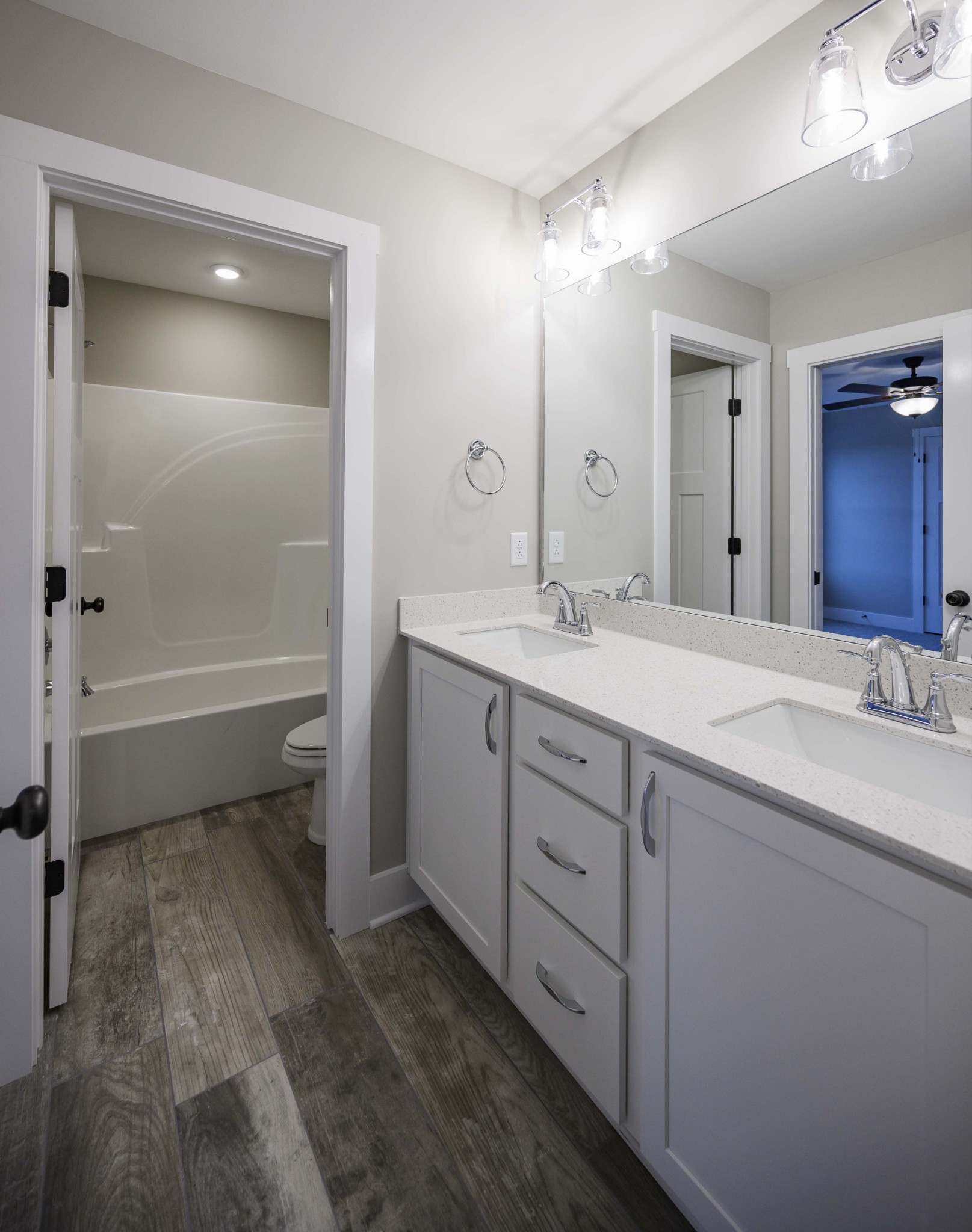 11801 North Milton Road Milton, TN 37118 - Photo 41 of 48 a bathroom with a sink a toilet and shower