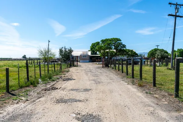 $779,000 | 23429 Highway 152, Los Banos, CA 93635