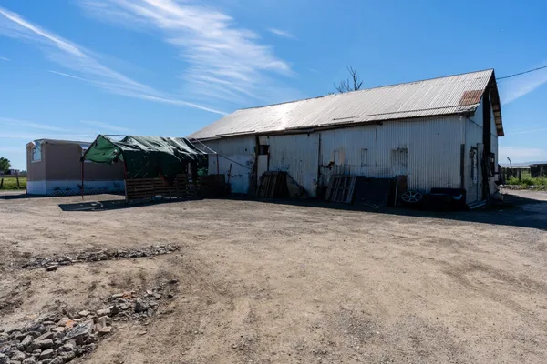 $779,000 | 23429 Highway 152, Los Banos, CA 93635