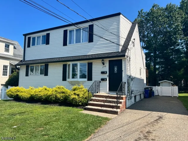 $2,700 | 170 Sargeant Avenue, Unit 2, Clifton, NJ 07013