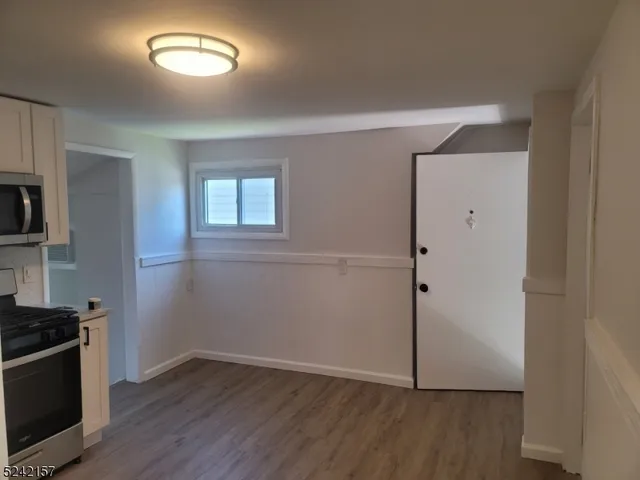 $2,700 | 170 Sargeant Avenue, Unit 2, Clifton, NJ 07013