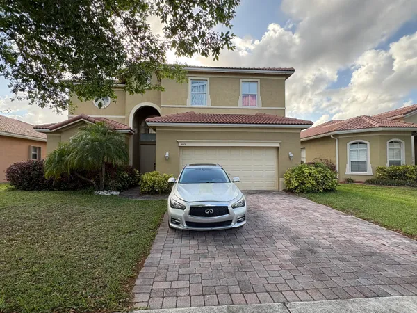 $449,900 | 5719 Place Lake Drive, Fort Pierce, FL 34951