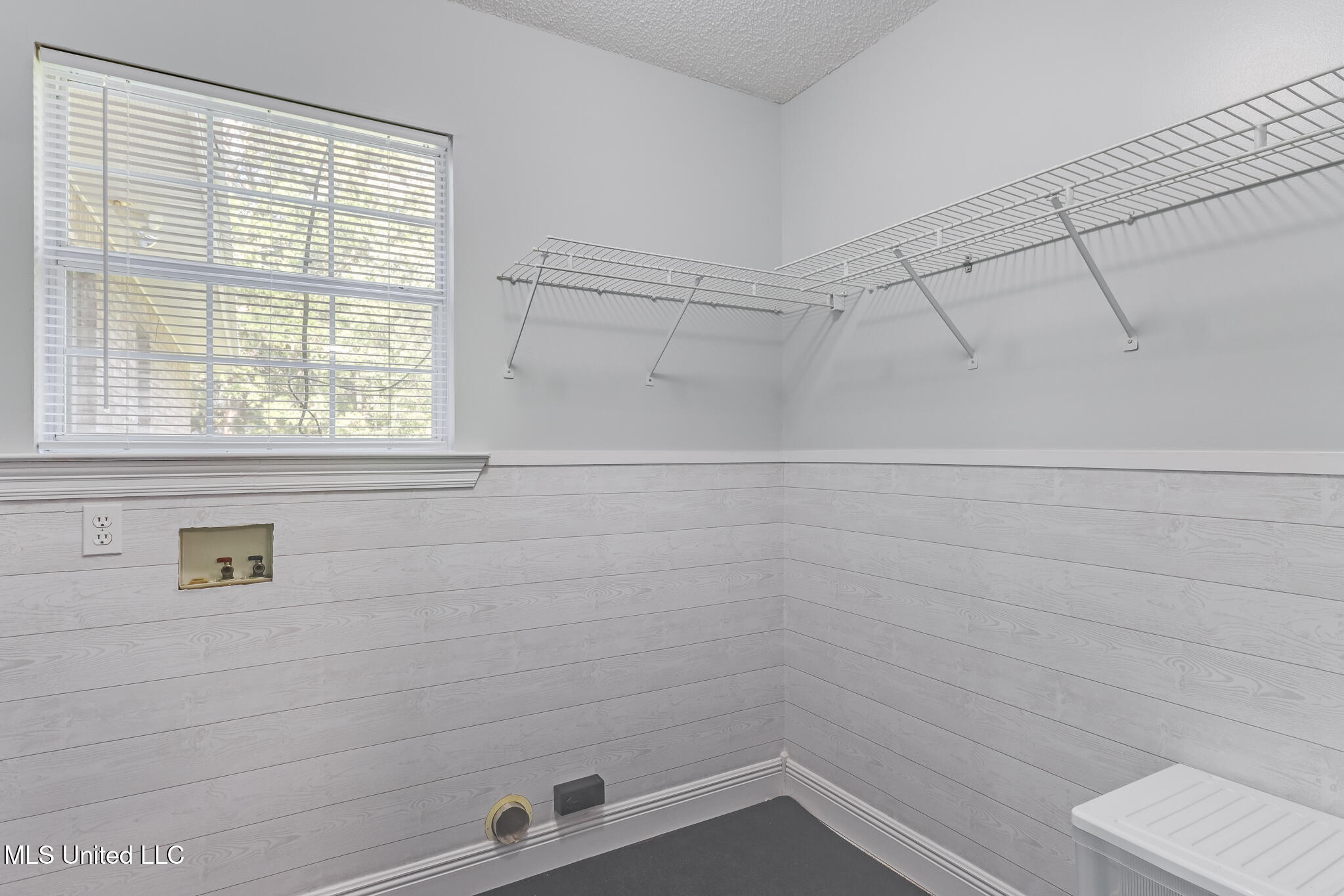 15819 Peapatch Road Biloxi, MS 39532 - Photo 23 of 29 Peapatch laundry 1