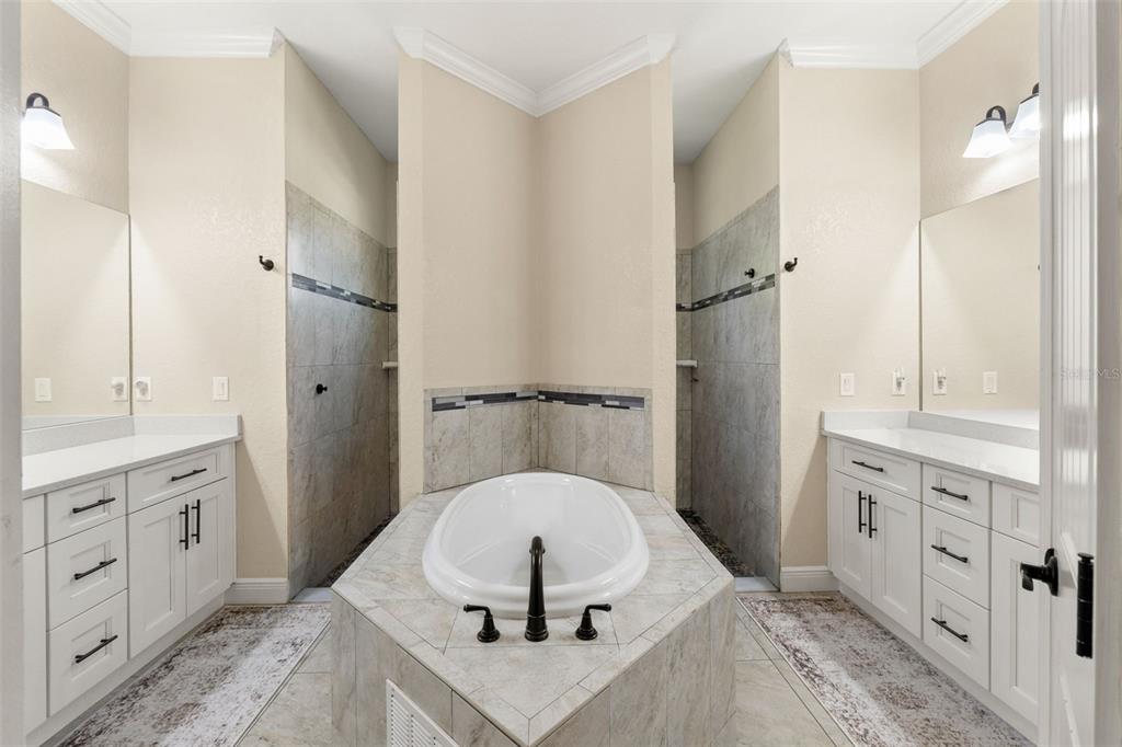 2111 Maximilian Avenue Spring Hill, FL 34609 - Photo 21 of 45