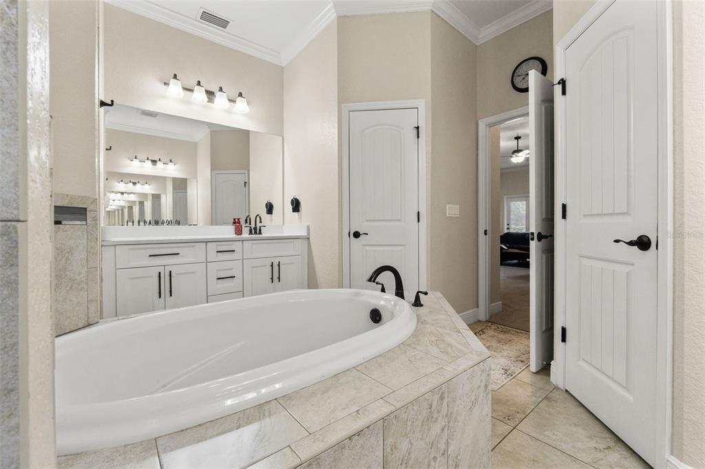 2111 Maximilian Avenue Spring Hill, FL 34609 - Photo 23 of 45