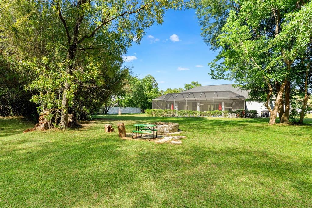 2111 Maximilian Avenue Spring Hill, FL 34609 - Photo 40 of 45