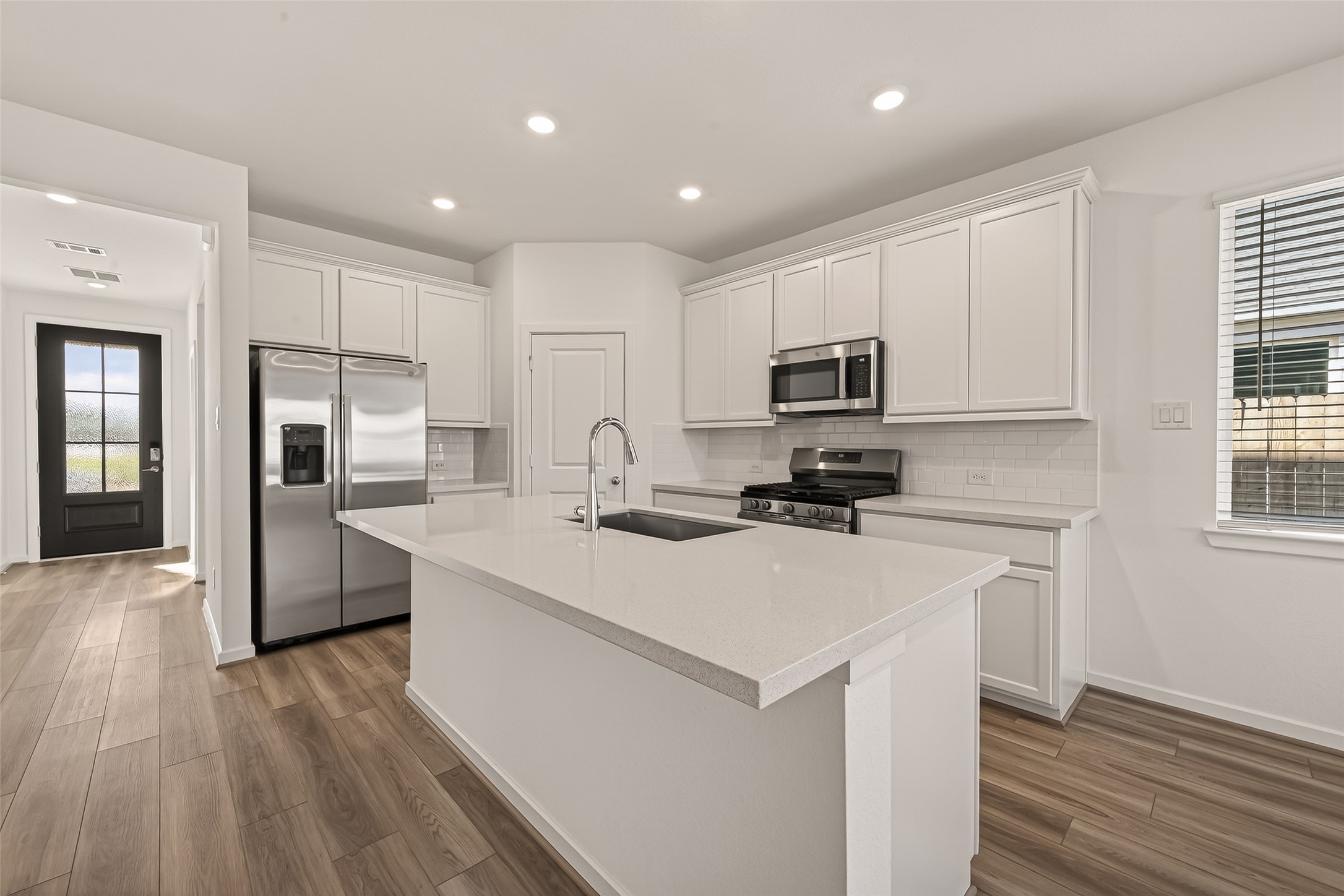 21926 Sam Raburn Drive Tomball, TX 77375 - Photo 14 of 42