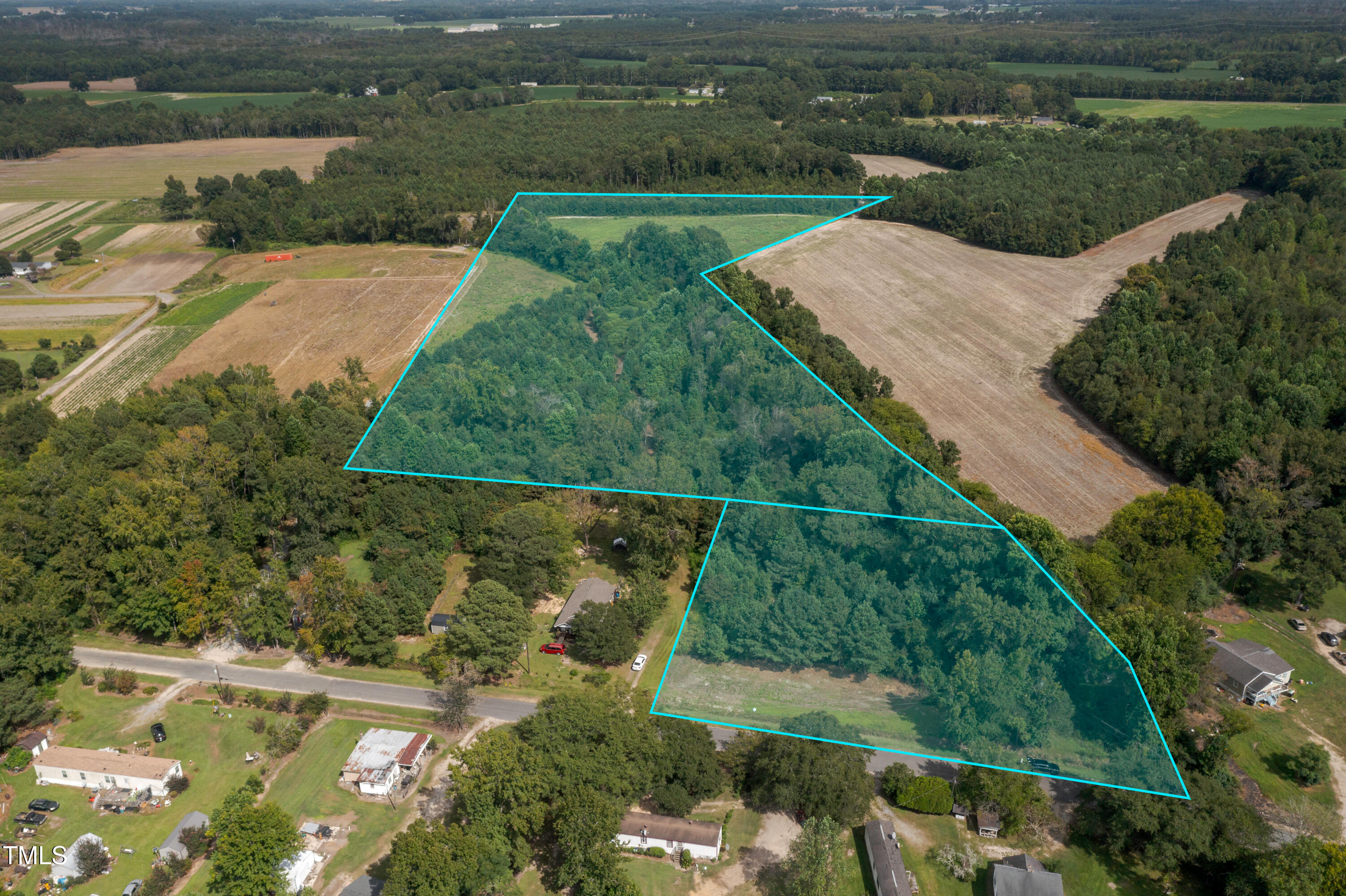 8188 Norris Road Dunn, NC 28334 - Photo 6 of 17 DJI_0595_LotLines