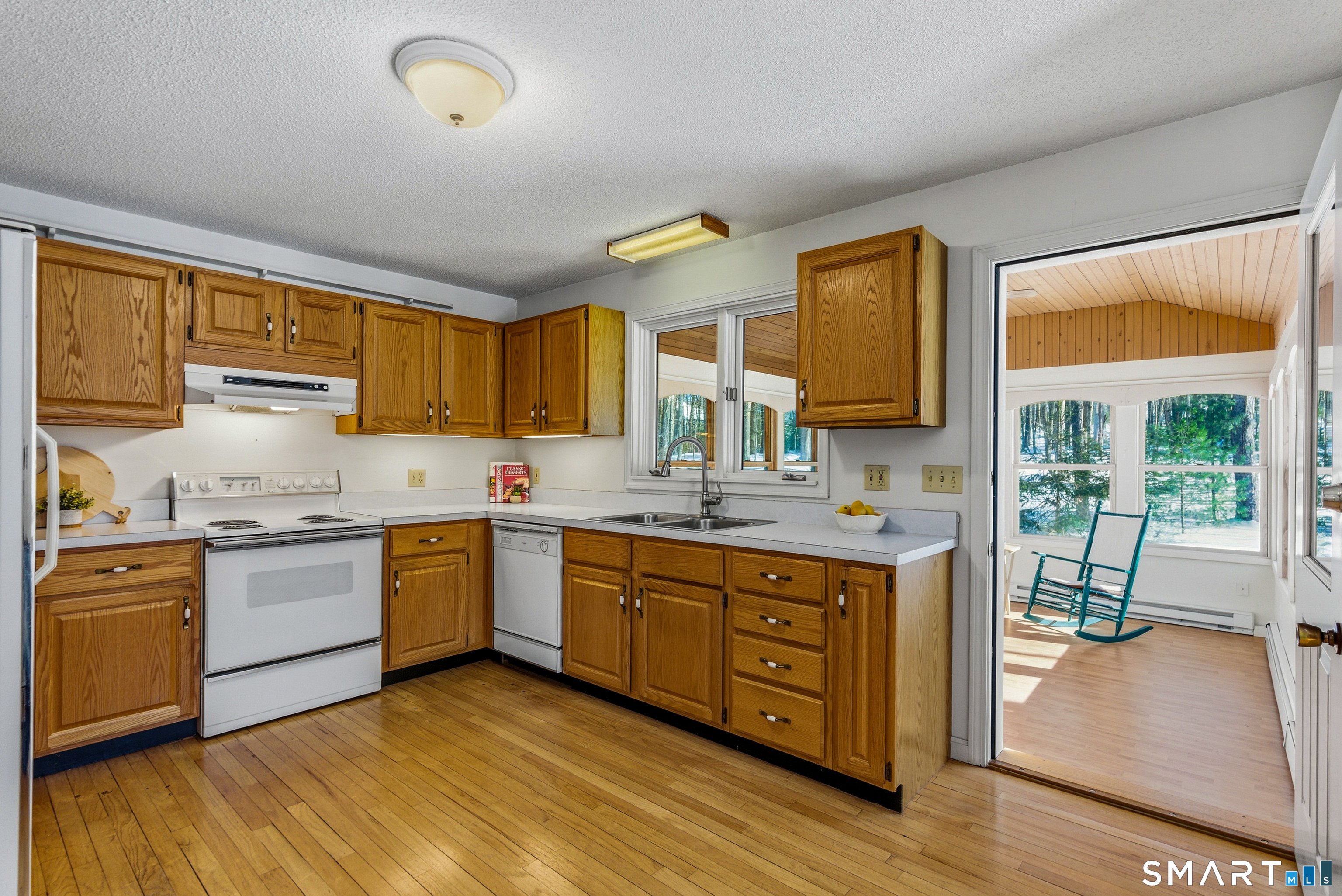 720 Bolton Road Vernon, CT 06066 - Photo 12 of 37